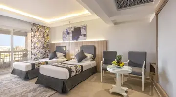 LONG BEACH RESORT