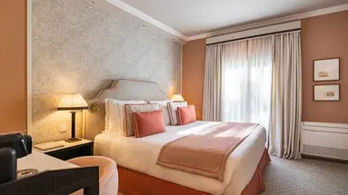 Longevity Senses Cascais Boutique Hotel & Clinic