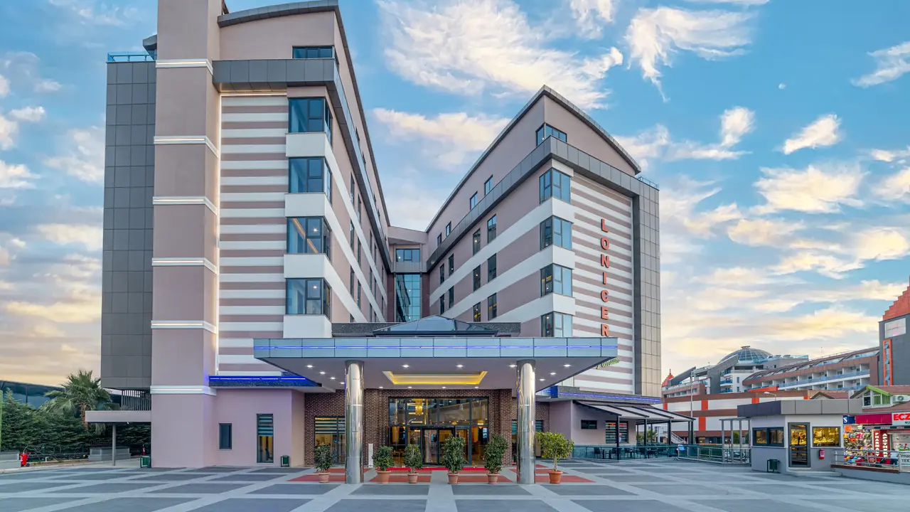 LONICERA PREMIUM HOTEL