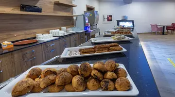 LONICERA PREMIUM HOTEL
