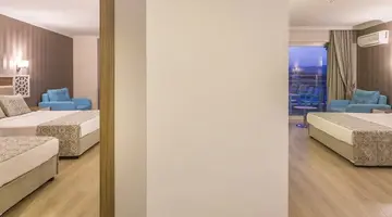 LONICERA RESORT