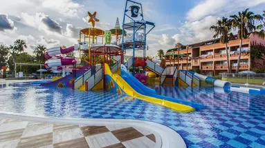 LONICERA RESORT