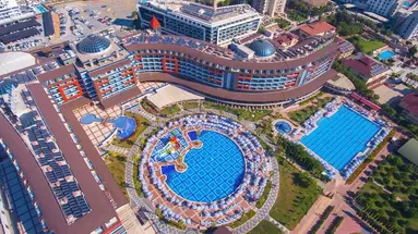 LONICERA RESORT