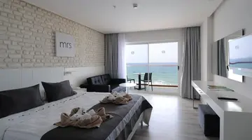 Lonicera West Hotel (ex. Gold Island Fam