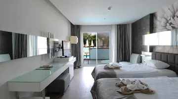 LONICERA WEST HOTEL