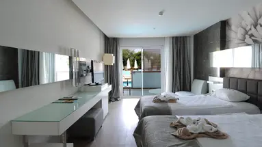 LONICERA WEST HOTEL