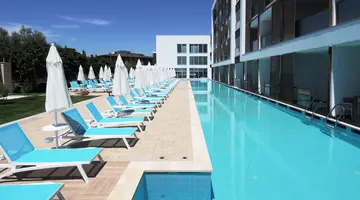LONICERA WEST HOTEL