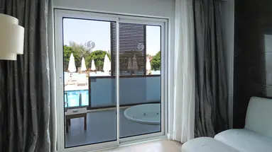 LONICERA WEST HOTEL