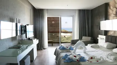 LONICERA WEST HOTEL