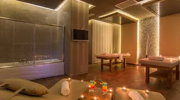 LONICERA WORLD HOTEL
