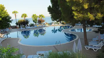 LONICERA WORLD HOTEL