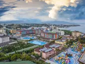 Lonicera World Hotel