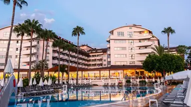 LONICERA WORLD HOTEL