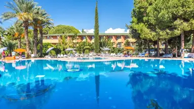 LONICERA WORLD HOTEL