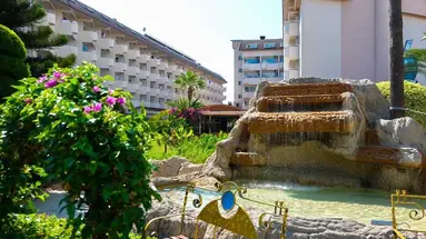 LONICERA WORLD HOTEL