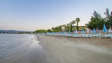 LONICERA WORLD HOTEL