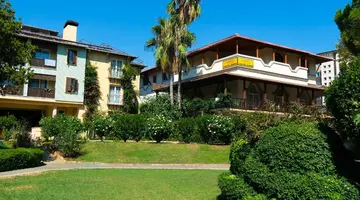 LONICERA WORLD HOTEL