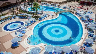Lonicera World Hotel