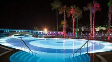 LONICERA WORLD HOTEL