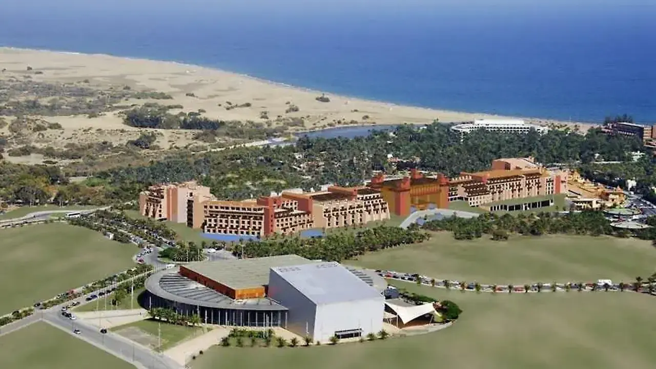 Lopesan Baobab Resort