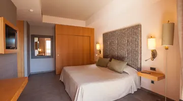 LOPESAN BAOBAB RESORT