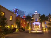 LOPESAN VILLA DEL CONDE RESORT & THALASSO