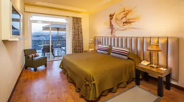LOPESAN VILLA DEL CONDE RESORT & THALASSO