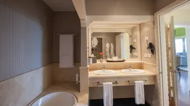 LOPESAN VILLA DEL CONDE RESORT & THALASSO
