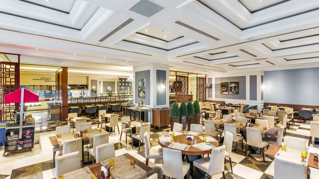 Lord’s Palace Hotel & Spa