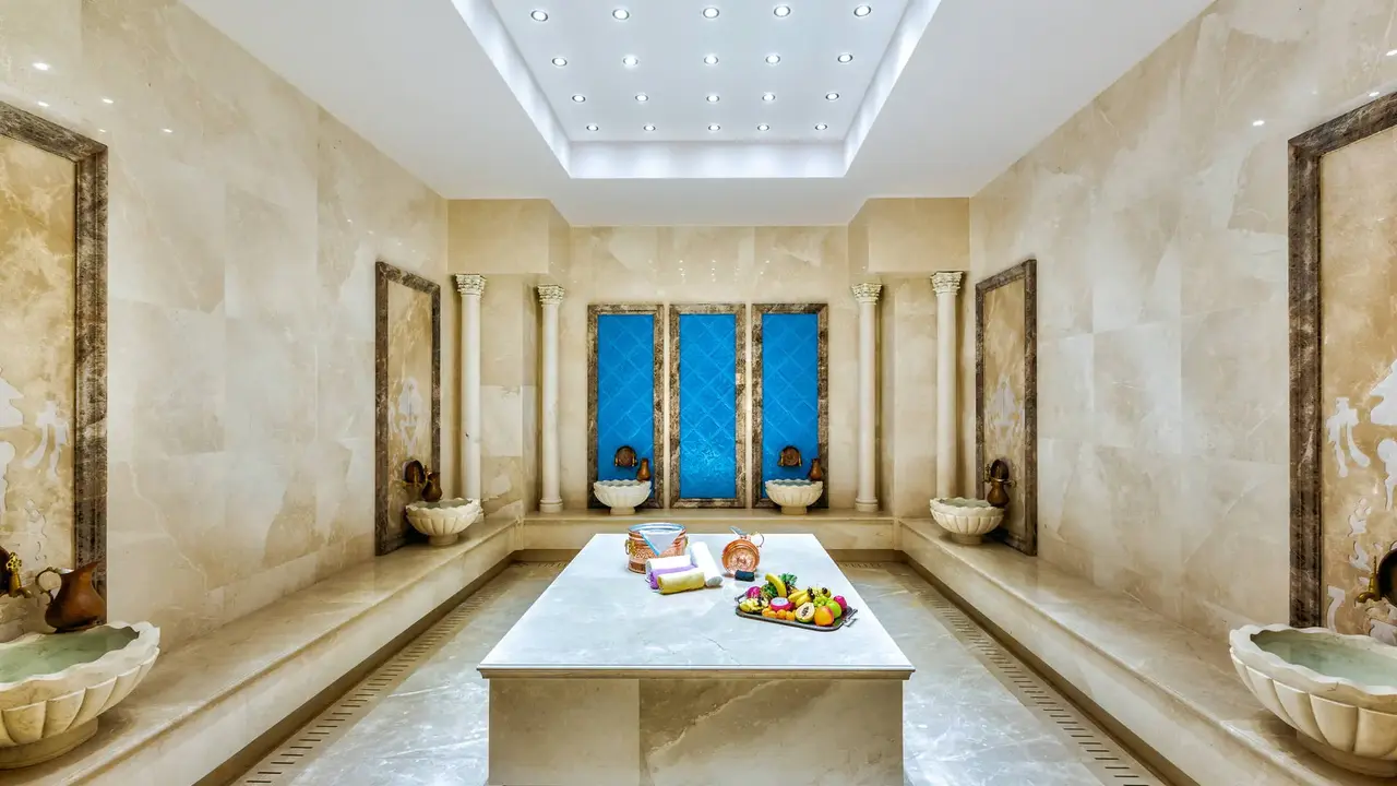 Lord’s Palace Hotel & Spa