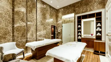 Lord’s Palace Hotel & Spa