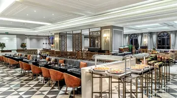 Lord’s Palace Hotel & Spa
