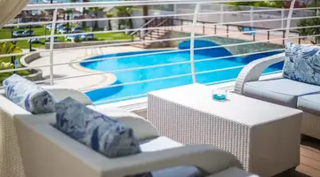 Lordos Beach Hotel & Spa