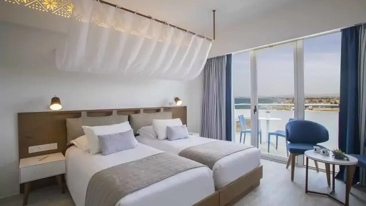 Lordos Beach Hotel & Spa