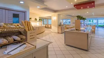Lordos Beach Hotel & Spa