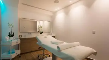 Lordos Beach Hotel & Spa