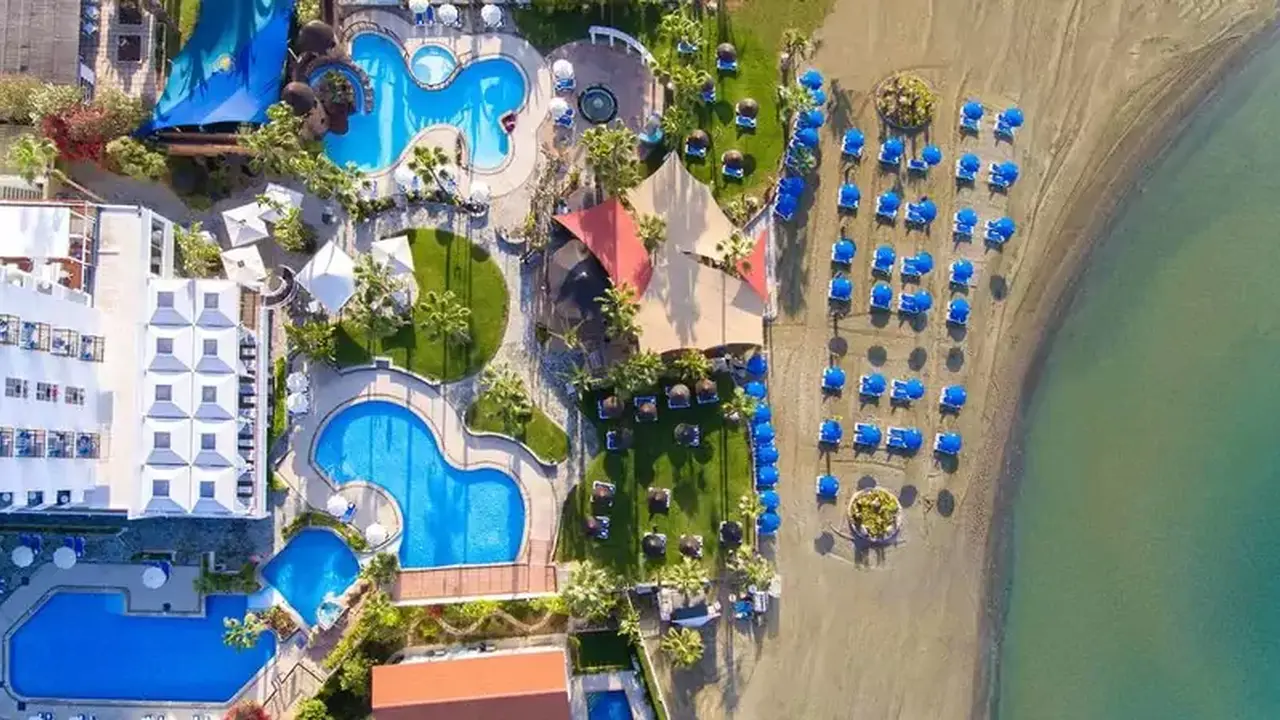 Lordos Beach Hotel & Spa