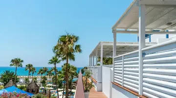 Lordos Beach Hotel & Spa
