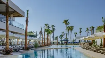 Lordos Beach Hotel & Spa
