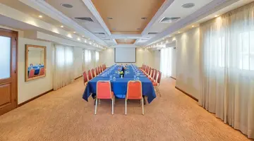 Lordos Beach Hotel & Spa