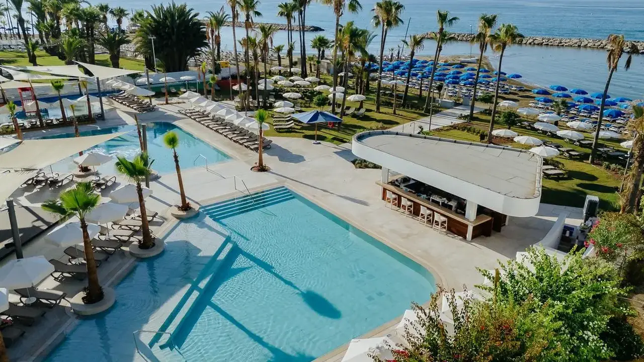 Lordos Beach Hotel & Spa