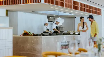 Lordos Beach Hotel & Spa