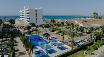Lordos Beach Hotel & Spa