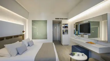 Lordos Beach Hotel & Spa