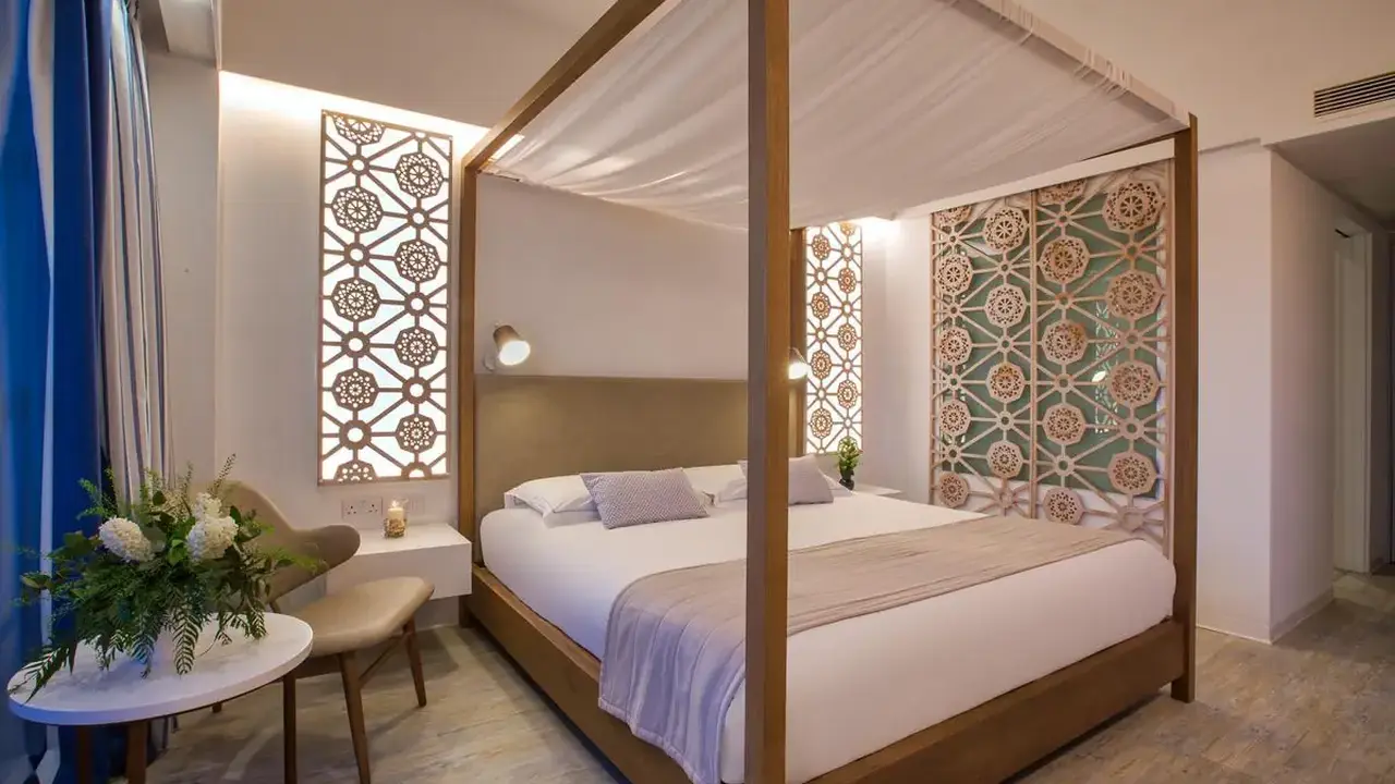 Lordos Beach Hotel & Spa