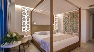 Lordos Beach Hotel & Spa