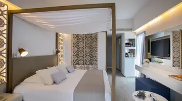 Lordos Beach Hotel & Spa