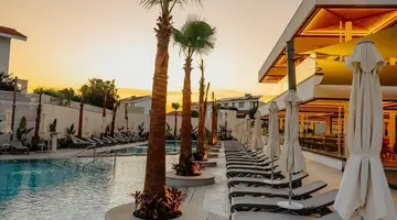 Lordos Beach Hotel & Spa