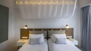 Lordos Beach Hotel & Spa
