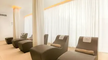 Lordos Beach Hotel & Spa